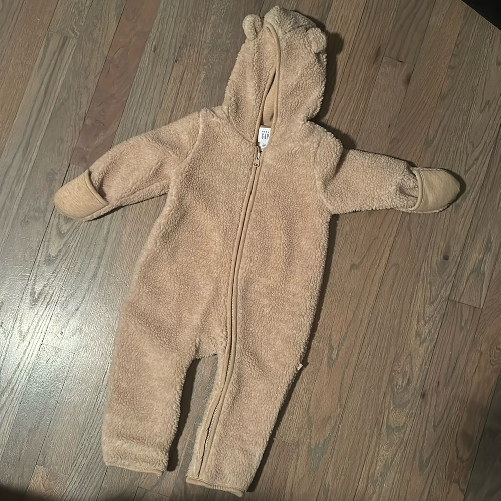 Baby Gap bear footie fall/winter onesie